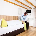 Haus Nachtigall - 3*
