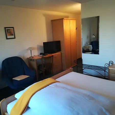 מלון Haus Nachtigall - 3*