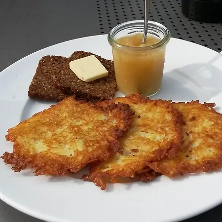 Haus Nachtigall - מלון 3*