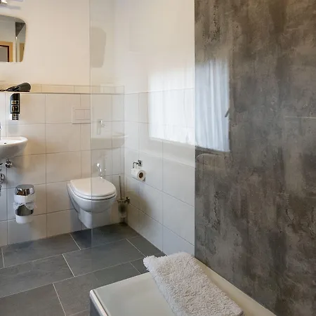 מלון Haus Nachtigall -