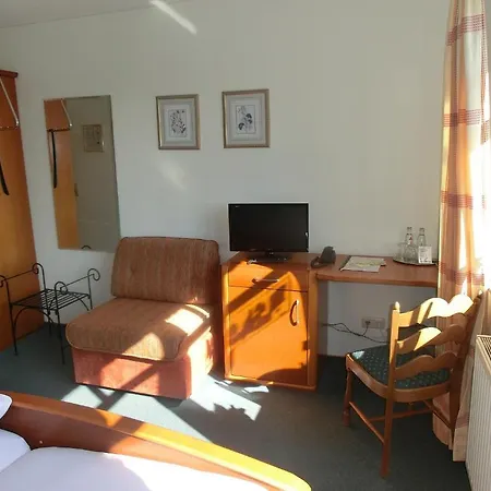 فندق Haus Nachtigall - 3*