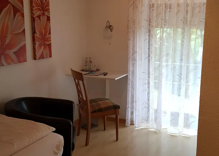 ホテル Haus Nachtigall - 3*
